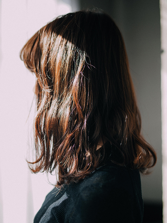 ヘアスタイル「伸ばしかけボブウェーブ」の側面画像