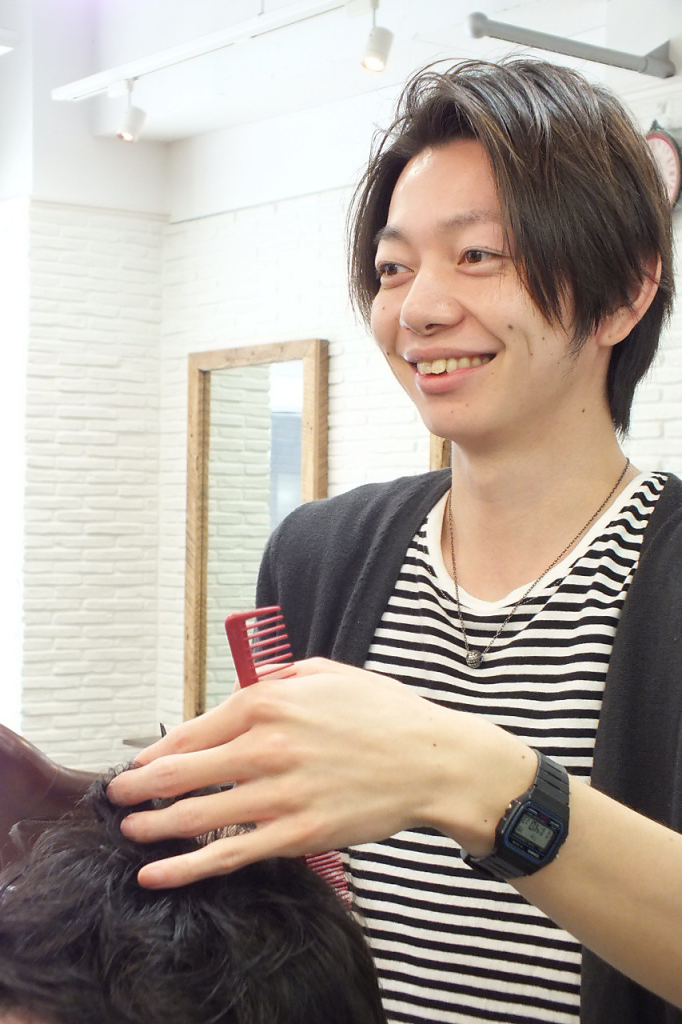 大井町にある美容室・美容院「soulage 大井町（スラージュ　オオイマチ）」のスタッフ「すず」の画像